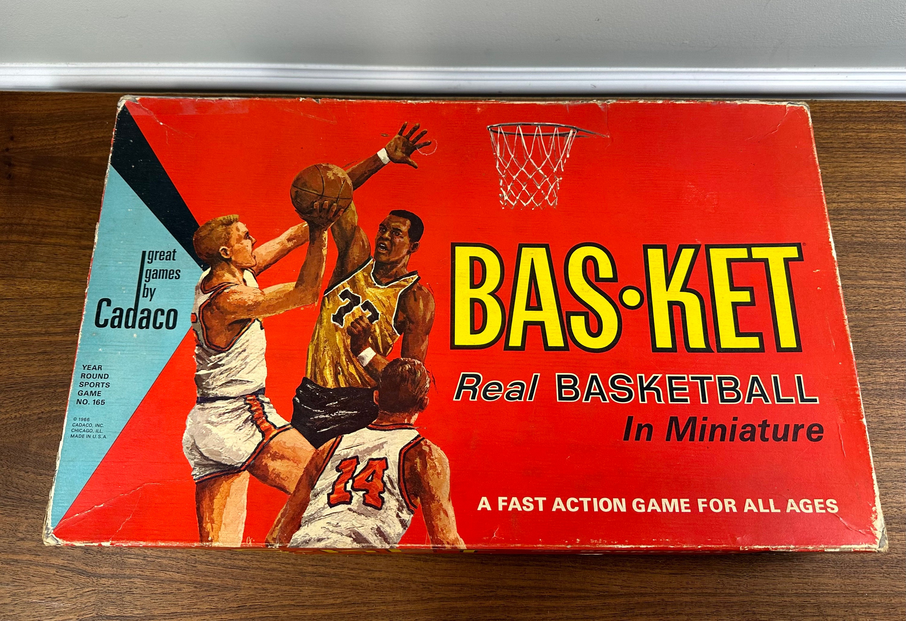 Vintage 1966 CADACO Bas-ket Basketball Game Complete image image