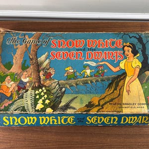 Vintage 1937  The Game of Snow White and the Seven Dwarfs by Milton Bradley - Complete