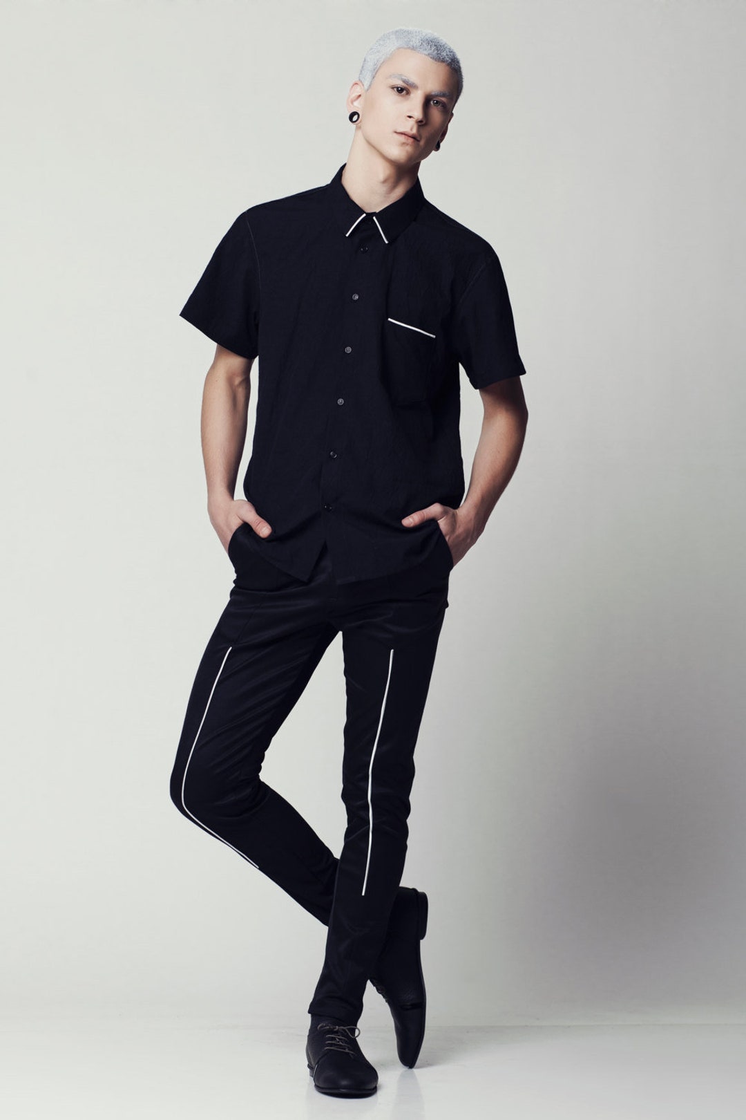 black short sleeve dress shirt