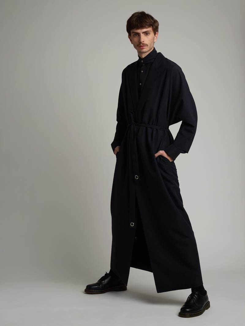 Herren Mantel Herren langer Mantel Herren schwarzer Mantel Herren Seide Mantel Herren Anzug Mantel Winter Mantel Maßgeschneiderter Mantel Herren Mantel Minimalistische Kleidung Regenmantel