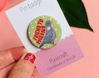 Taube Pin oder Kühlschrankmagnet - handgemachtes Vogel Accessoire / Geschenk für Taubenliebhaber, Wild Fans & Stadtbewohner