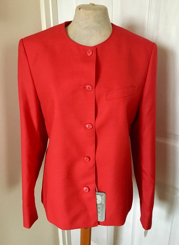 red collarless jacket