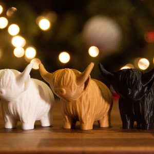Highland Cow Figurine | Highland Cow Home Decor | Highland Cow Desk Decor | Cow Gifts | Highland Cow Cake Topper