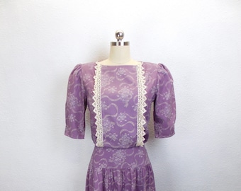 1980's 1990's Gunne Sax Lilac Purple Dress