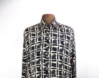 Vintage Men's Oversized Shirt in Black and Ivory Graphic Print 1990's to early 2000's