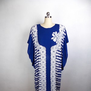 Vintage Batik Caftan Dress 100% Rayon Size Small to Medium