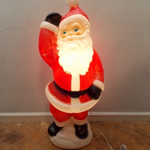 1960&#39;s Blow Mold Santa Claus 41 Inch High
