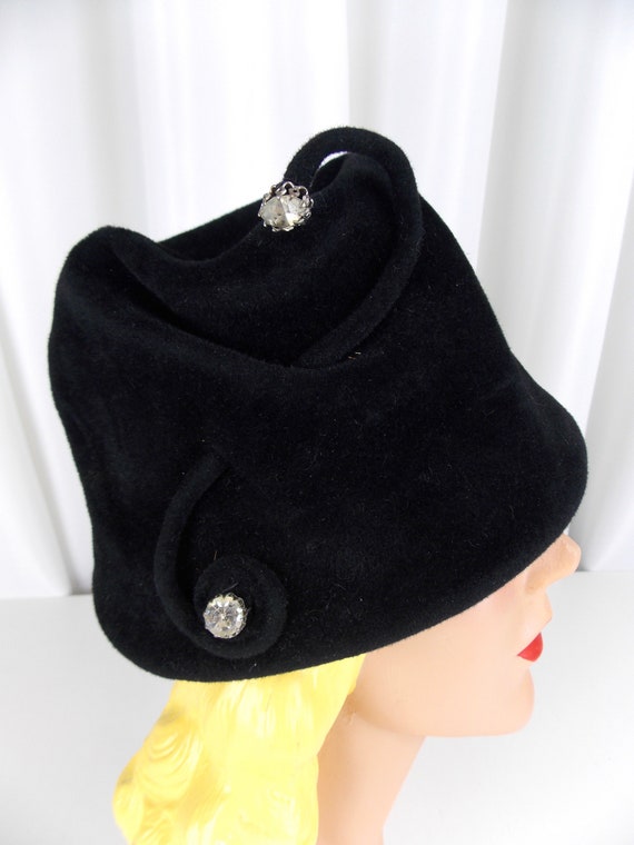 Black Velour Felt Wool Hat Toque with Unusual Sha… - image 2