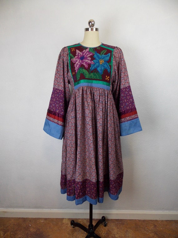 Folk Inspired Boho Dress Size Small 1970's 1980's