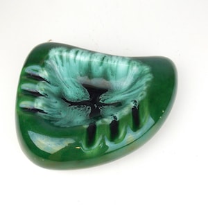 1960&#39;s Green Drip Glaze Ceramic Ashtray