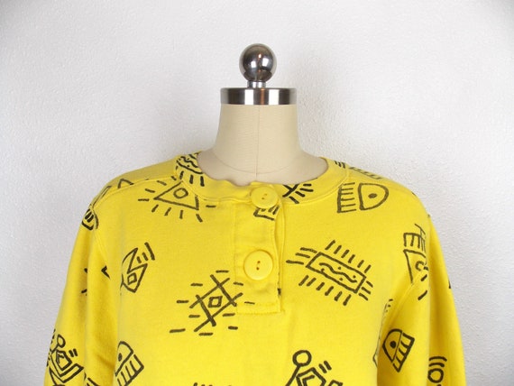 1980's Yellow and Black Sweatshirt Graphic Print - image 2