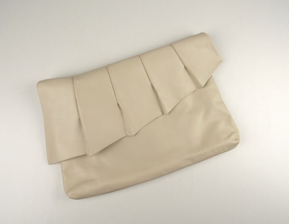 1980's Leather Clutch Handbag Biege - image 1