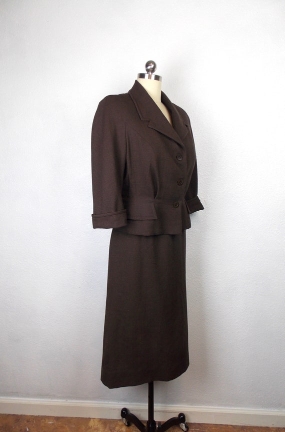 1940's 1950's Woman's Suit in Brown Handmacher La… - image 4