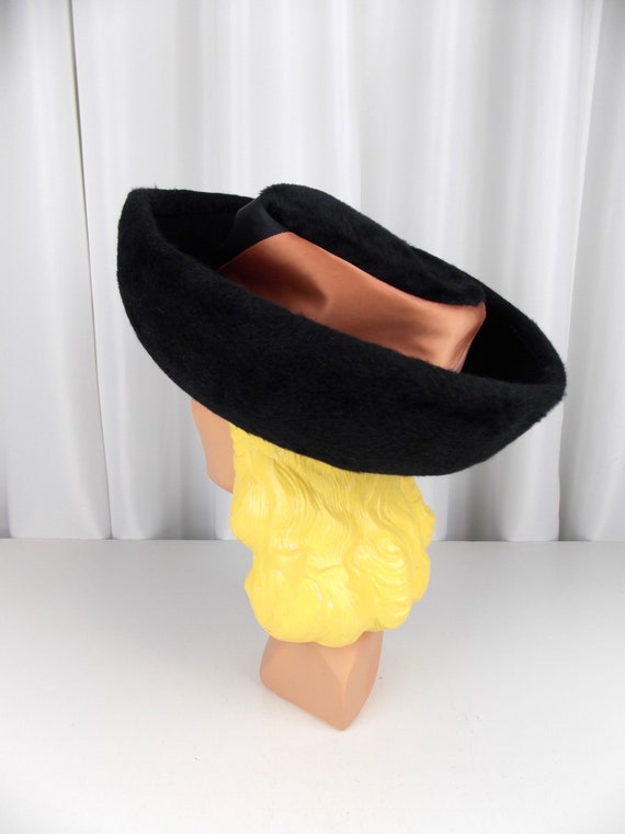 Black Felt Hat with Taupe and Black Satin 1950's … - image 3