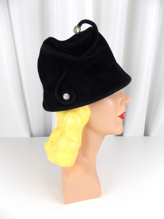 Black Velour Felt Wool Hat Toque with Unusual Sha… - image 1