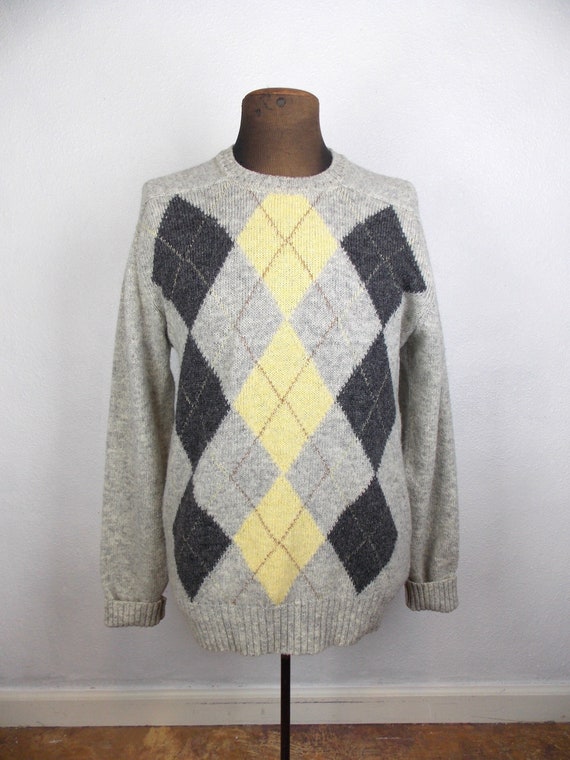 Vintage Men's Wool Argyle Sweater Gray and Yellow