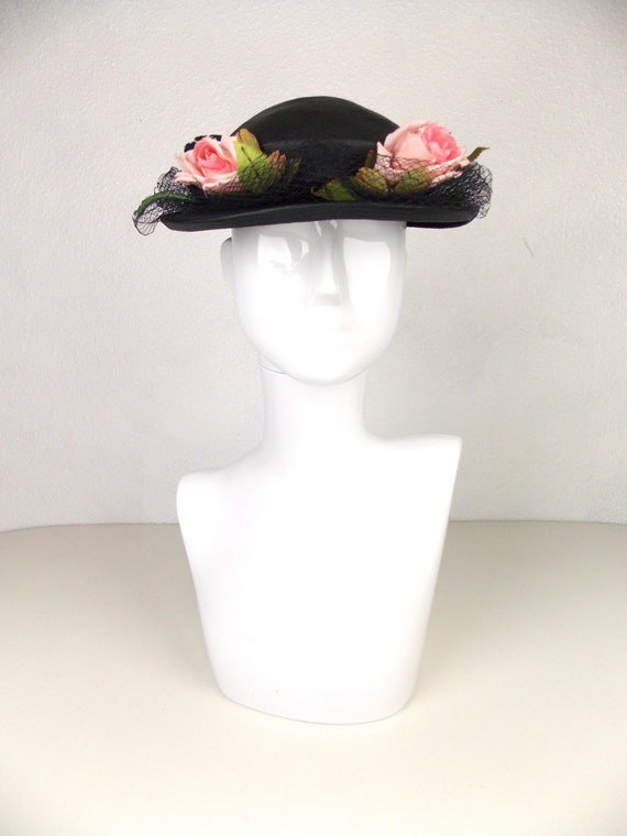 1940's 1950's Black Straw Boater Style Hat Trimmed