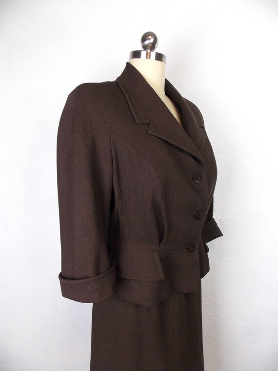 1940's 1950's Woman's Suit in Brown Handmacher La… - image 3