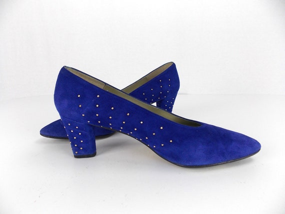 cobalt blue suede pumps