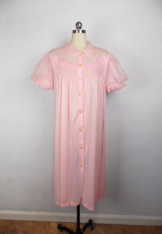 Vintage Pink Nylon Robe Short Sleeves Knee Length 