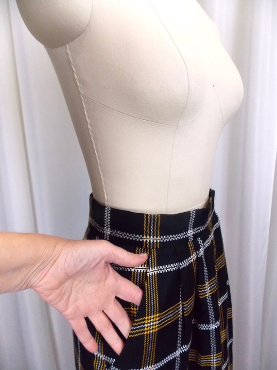 1990's Plaid Wool Skirt Black and Yellow Pencil S… - image 4