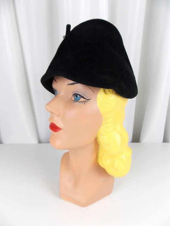 Black Velour Felt Wool Hat Toque with Unusual Sha… - image 4