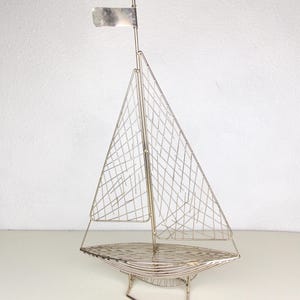 1970&#39;s Wire Sailboat Sculpture Curtis Jere Style