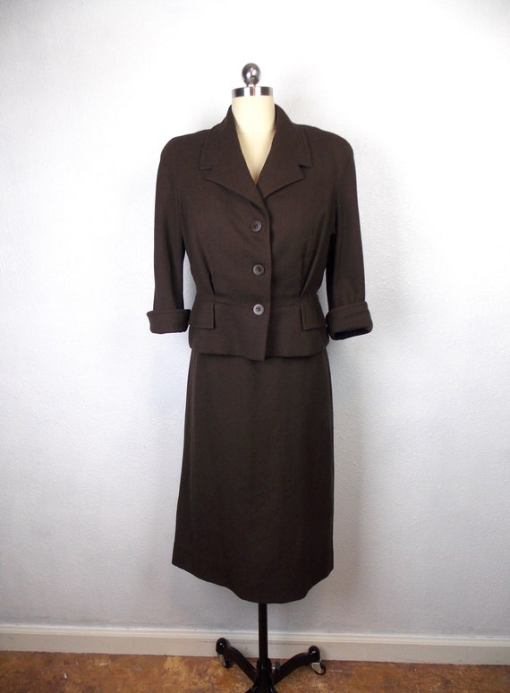 1940's 1950's Woman's Suit in Brown Handmacher La… - image 1
