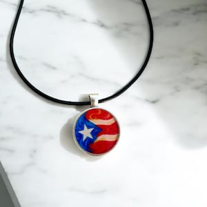 Puerto Rican Flag Acrylic Pendant Necklace: Boricua Pride Jewelry