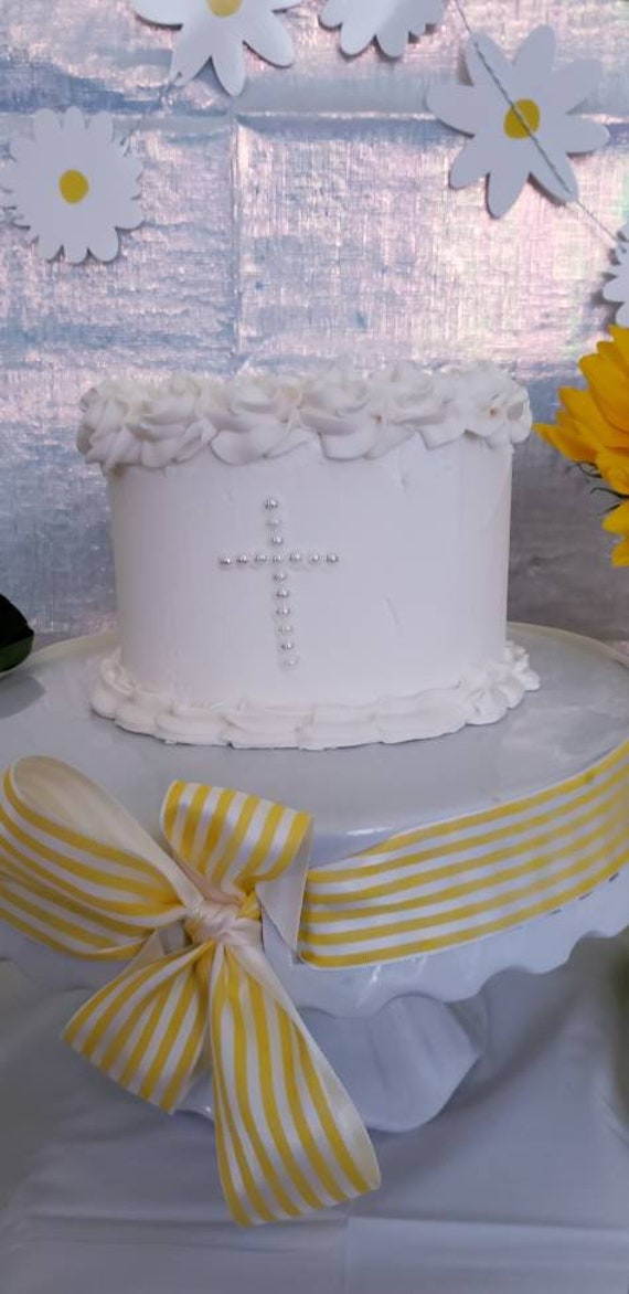 White Fake Cakes. Swirls Fake Cake. Faux Cakes. Baptism fake cake. First communion Cake. Il_570xn