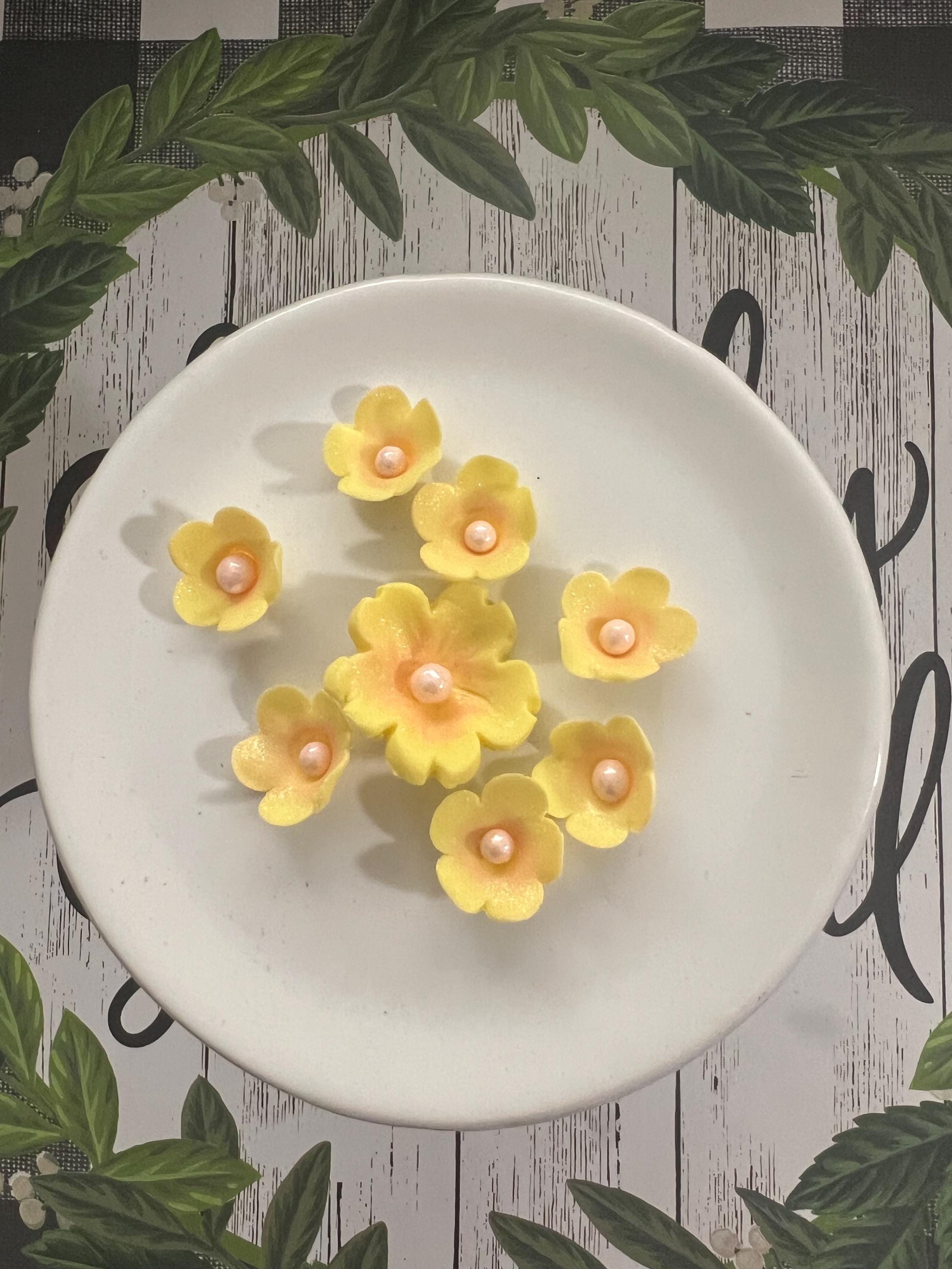 Edible Fondant Cherry Blossom Cupcake Toppers: Pearl Dust Flowers