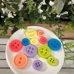 Bottoni commestibili colorati in pasta di zucchero, decorazioni per torte e cupcake, decorazioni per feste da tè