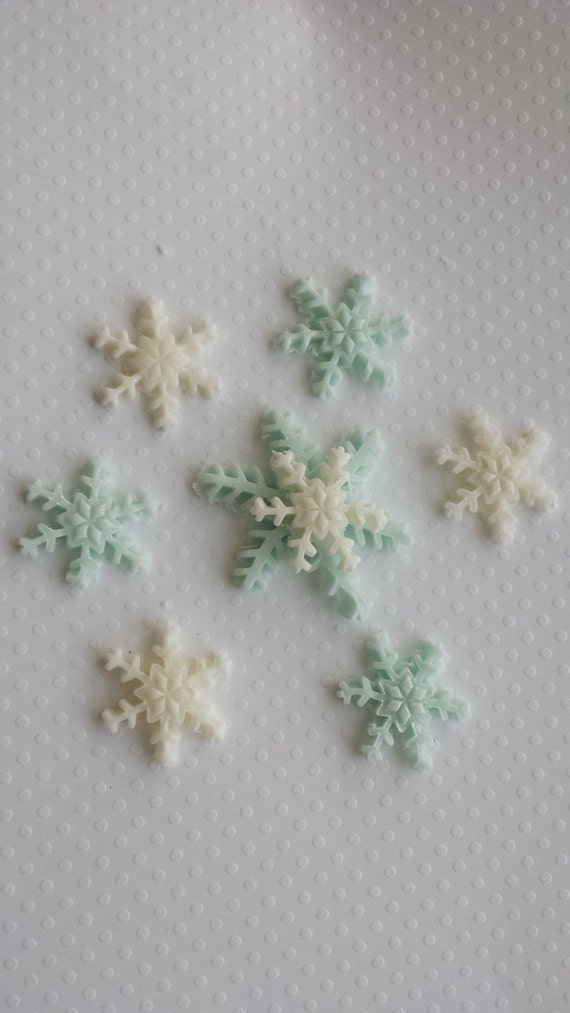 12 edibles gumpaste snowflakes decoration. Il_570xn