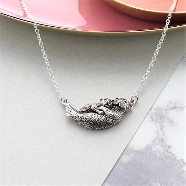 Mummy And Me Otter Necklace