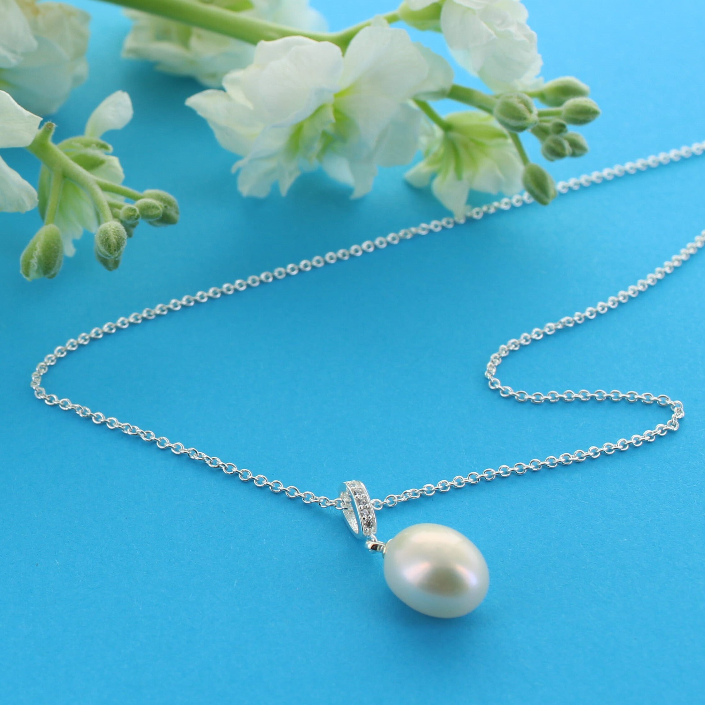 数々の賞を受賞 Simple Etsy - Necklace Charm Zircon and Pearl シルバー