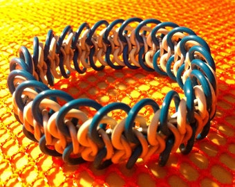 7 1/2" 6: 1 Style Chain Maille Bracelet, Alternating Size O-Rings - Blue & White Goth Boho Folk Club