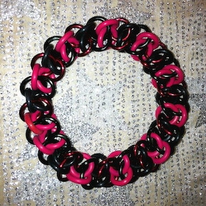 7&quot; Great Southern Gathering Stretch Chainmaille Bracelet - Black, Pink & Red Gothic Steampunk