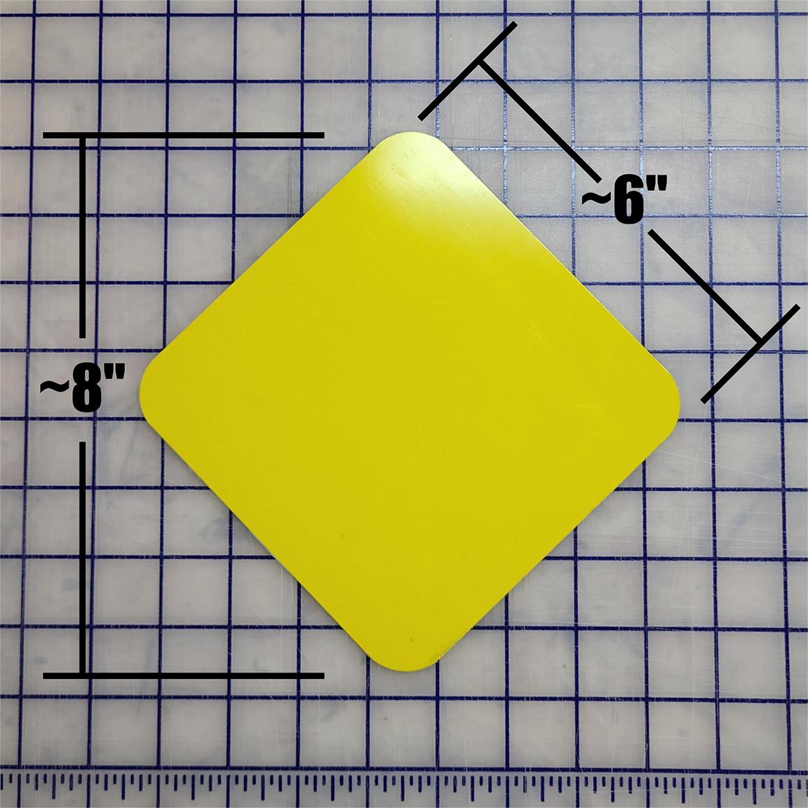 Incrocio D'avvertimento Giallo Delle Alci Di Attenzione Del Segnale Stradale Traffico Diamante Inviato Accanto Alla Strada Quebec 101217069 - Foto 5