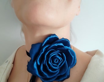 Flower Necklace, Velvet Necklace, Blue Rose Necklace, Victorian Gothic Flower Necklace, Gift for Women, Romantic Necklace.
