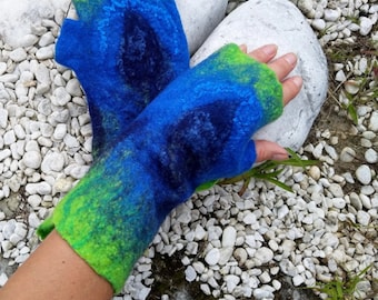 Blue and green fingerless felted gloves with color transition, fingerless mittens arm warmers gloves,wool felt mittens.