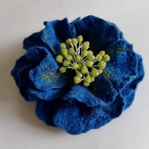 Wool flower brooch, felt flower clip, shawl clip, blue wool flower, original gift for her.