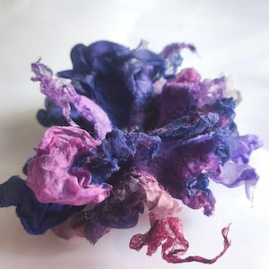 Lilac felted brooch , Felt Brooch Flower, Wool Jewelry, Felt Flower Pin, felted flower, Wool Brooch, Gift for her, Handmade