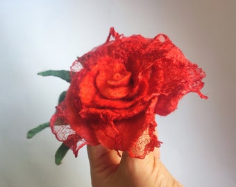 Felt flower brooch, Felt brooch, Wool flower, Gift for her. Wet felt flower pin. Brooch rose red wool.