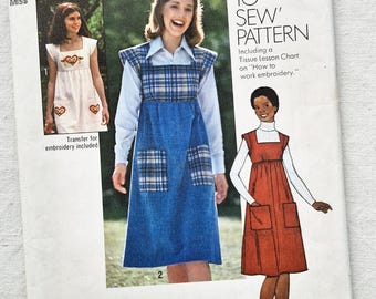 Square neck yoked dress, very 1970s, embroidery transfer, Simplicity 7567, bust 34”, sundress