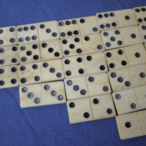Bone dominoes, vintage classic game, complete 28 pieces