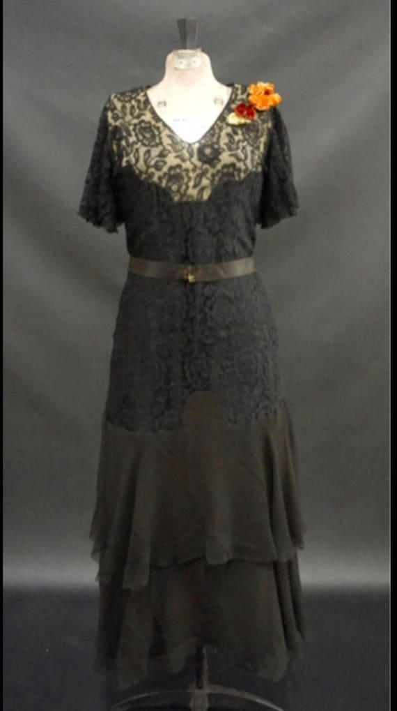 Vintage 1920s/30s Black Lace Cocktail Dress/women… - image 1