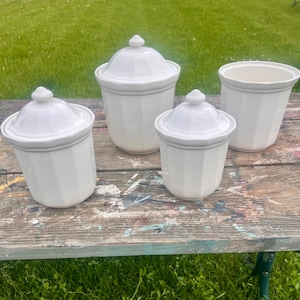 Vintage Pfaltzgraff Heritage Canister Set Creamy White Farmhouse Kitchen Storage Decor Cottagecore Cabin Ironstone