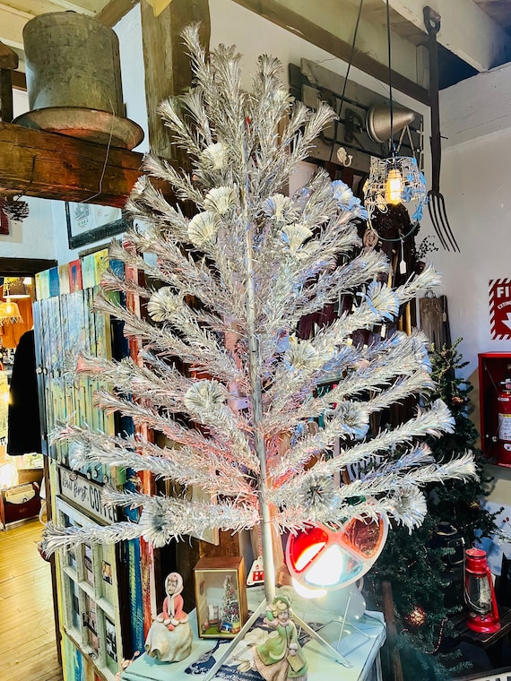 5 1/2 Ft Vintage Everlasting Aluminum Christmas Tree With Pom Poms