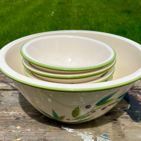 Vintage Salad Bowl Set Large Pasta Serving Bowls Floral Leaves with Berries Made in Portugal Fruit Ice Cream Serveware Picnic Bread Mixing