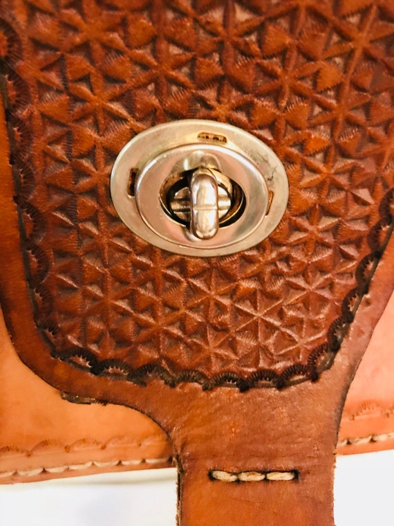 Vintage Handmade Leather Tooled Horse Saddle Shou… - image 4